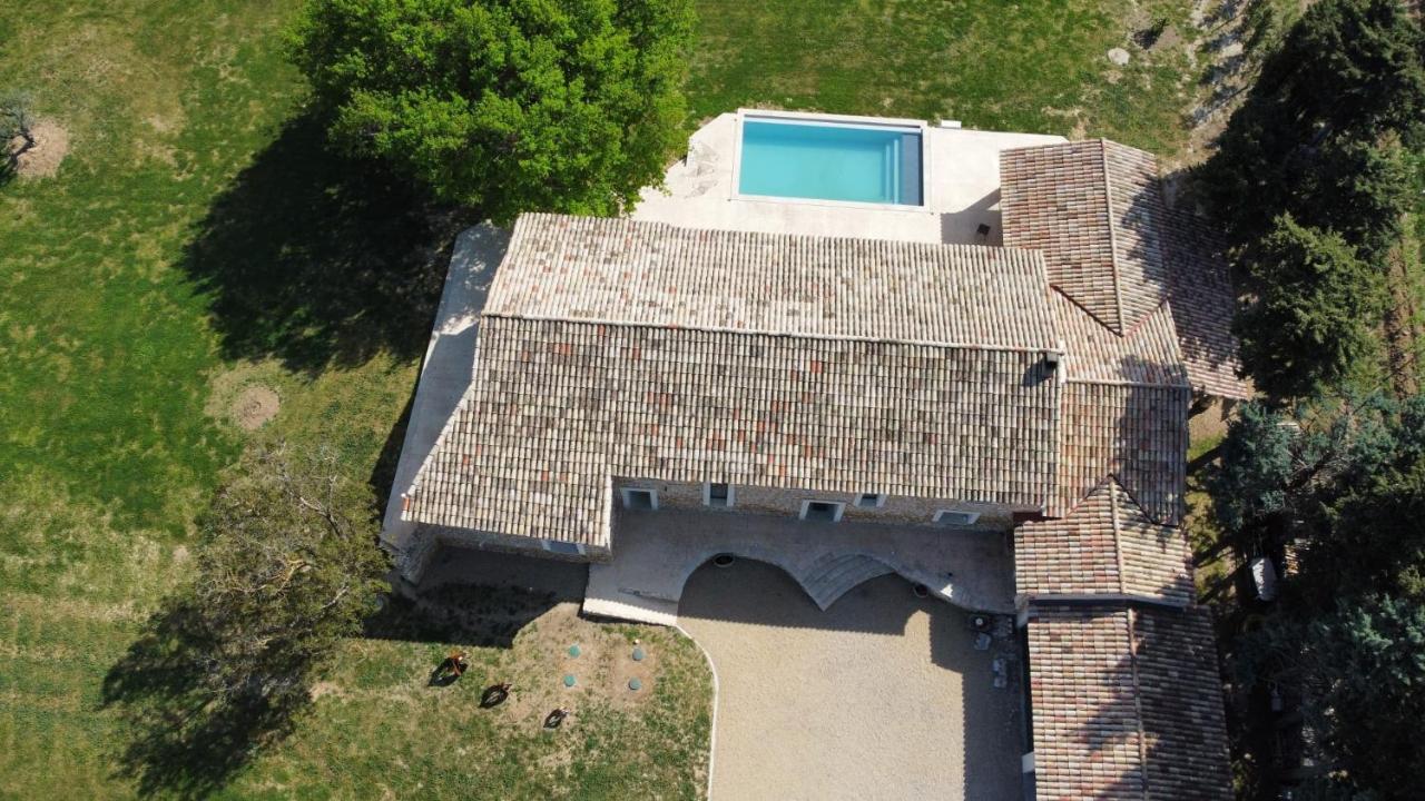 Mas Des Fugueyrolles Bed & Breakfast Кавайон Екстериор снимка